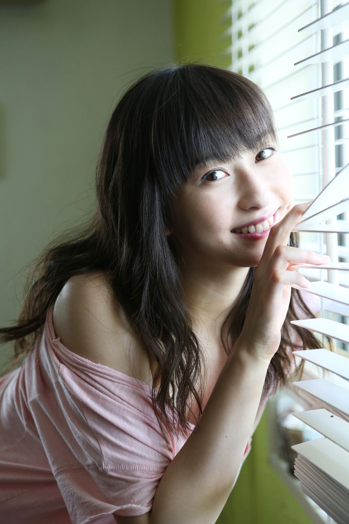 Akari Uemura Halaman 12 No.4dda8e