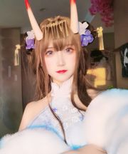 [COS Welfare] Gadis Weibo Tiga Derajat_69 - Salju Musim Dingin Noshiro Qinxiang