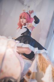 Beauty Coser Teppanyaki Ghost Dance กับ "Tamazo Former Maid"