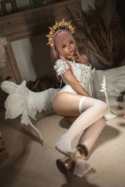 [Welfare COS] Anime Blogger Stupid Momo - Holy Angel