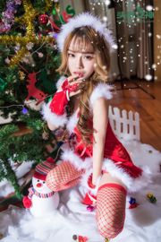 Myolie Kitty "Christmas Girl" [Nữ thần tiêu đề]